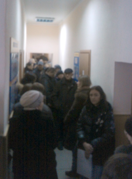 Черги у Броварському відділенні ДМС Черги у Броварському відділенні ДМС